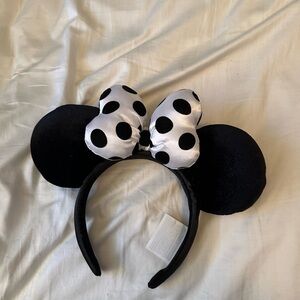 Disneyland Minnie Mouse ears